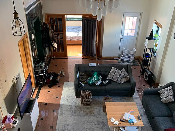 5th image of 207 Bowery