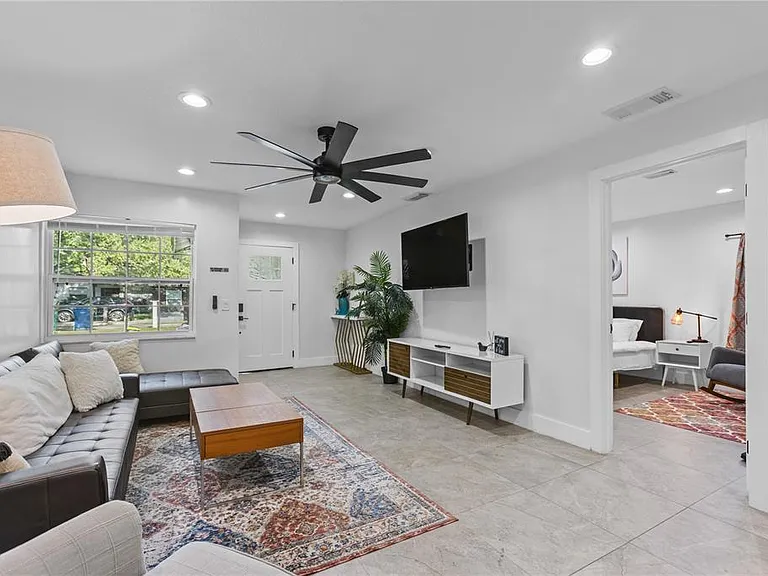 6822 S Wall St — Photo 20