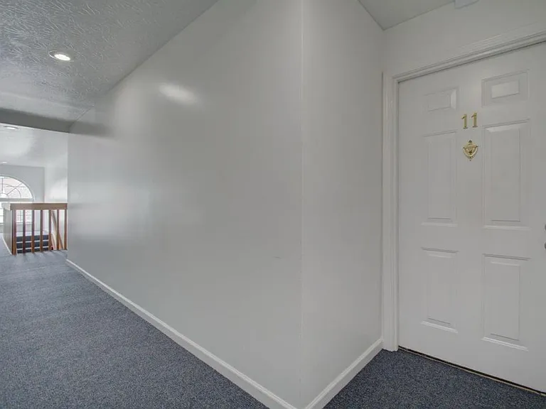 10224 Crossbow Ct #11 — Photo 3