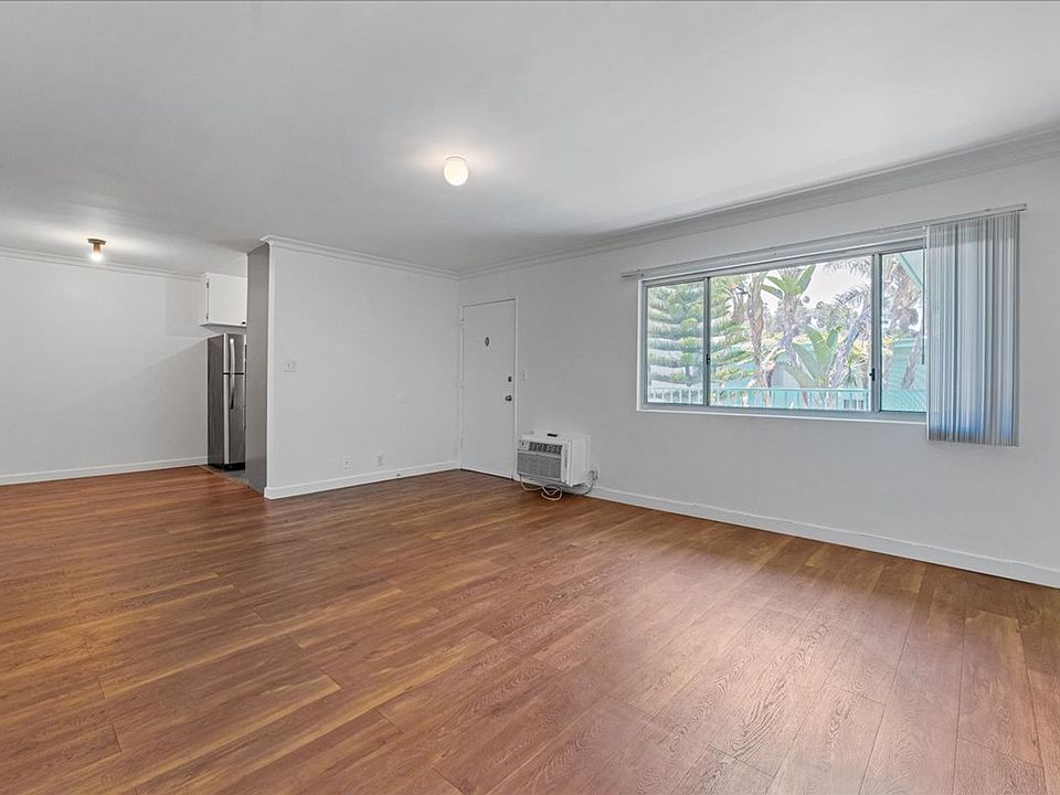 1st image of 1437 E Windsor Rd APT 16