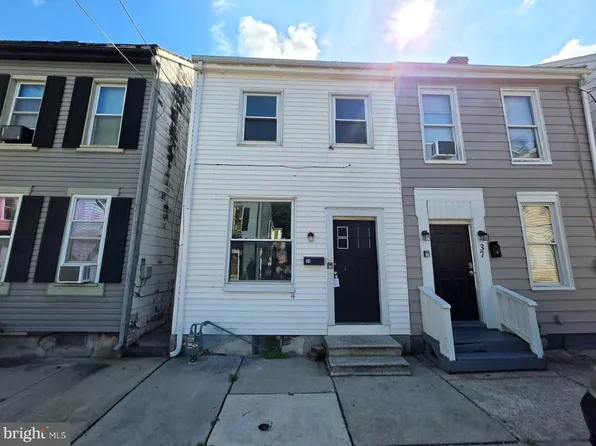 39 N Hartley St, York, PA 17401