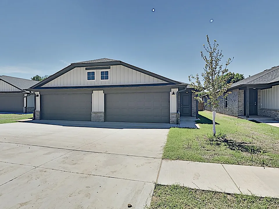 11207 Howard Dr