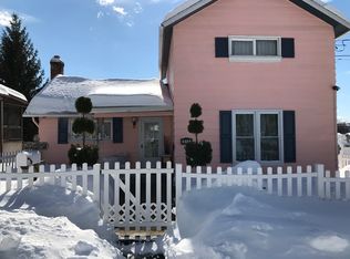 816 Spring St, Jessup, PA 18434