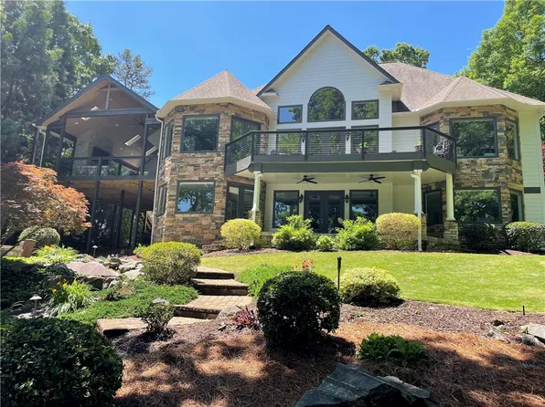 604 Eastview Ct, Seneca, SC 29672