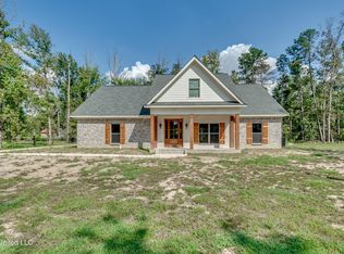 104 Shady Oaks Ln, Forest, MS 39074