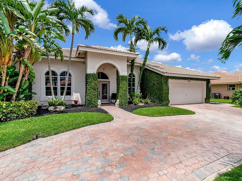 1st image of 4807 Cypress Drive S