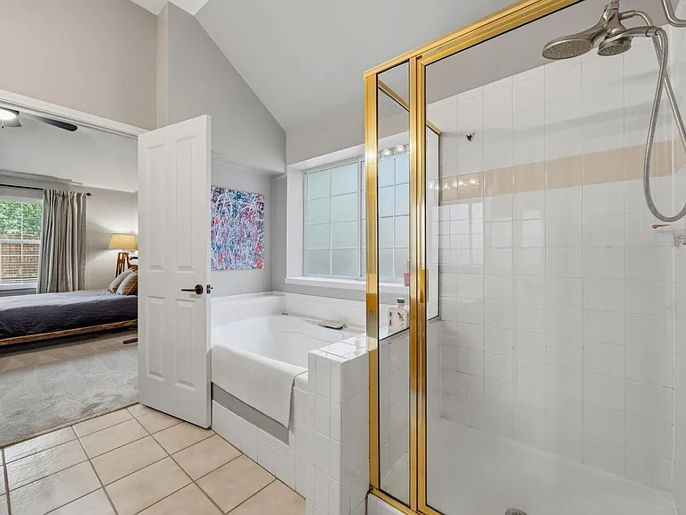 6816 Beatty Dr — Photo 25