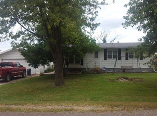 108 Hereford Dr, Payson, IL 62360