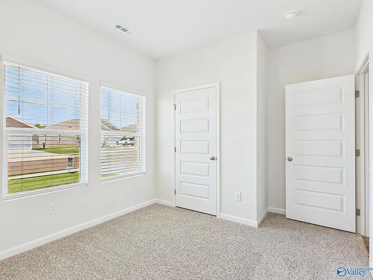 125 Betty Williams Dr — Photo 25