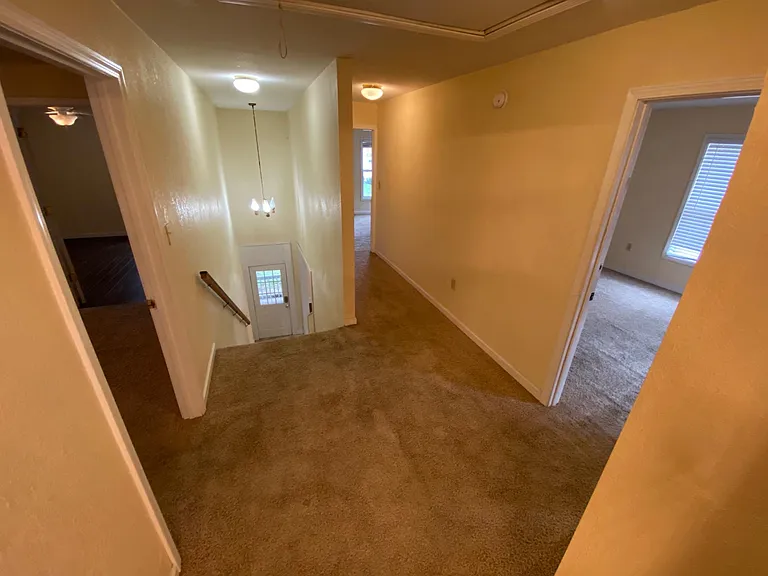 534 S Lincoln St — Photo 9