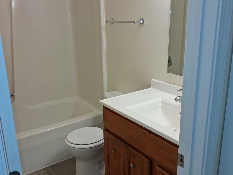 7600 Whitcomb St #A — Photo 11