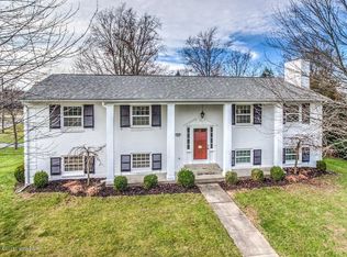 10316 Hartley Dr, Louisville, KY 40223