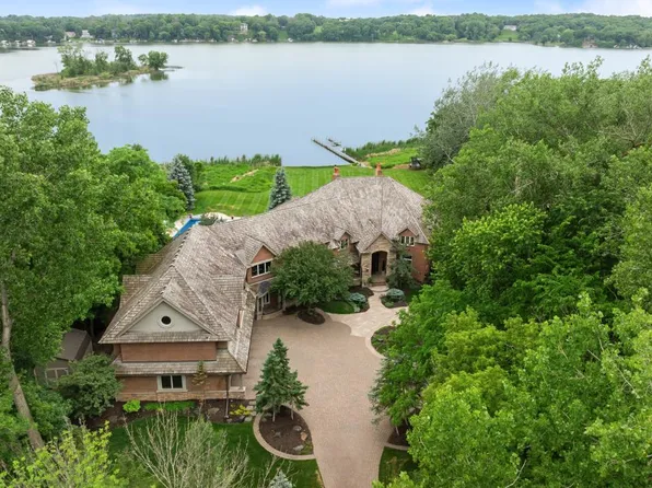 425 Oxford Rd, Long Lake, MN 55356
