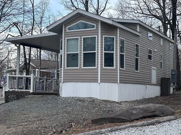 108 Laurelwood Ln, Traphill, NC 28685