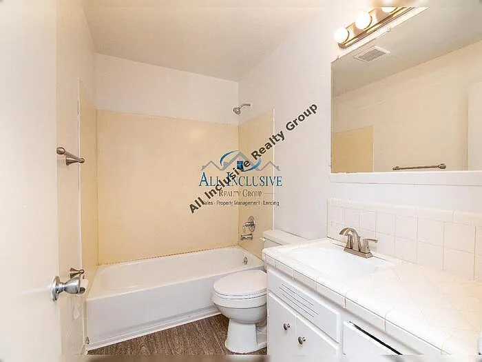 2710 Lerwick Rd — Photo 20