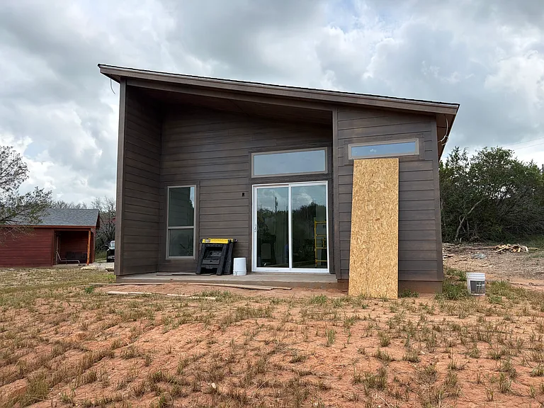 2523 Hercules Ct — Photo 2