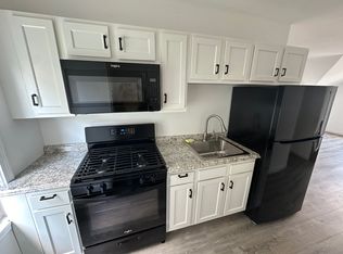 154 River Ave #3, Providence, RI 02908