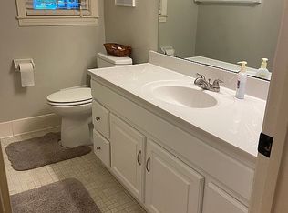 408 Lancelot Dr, Simpsonville, SC 29681