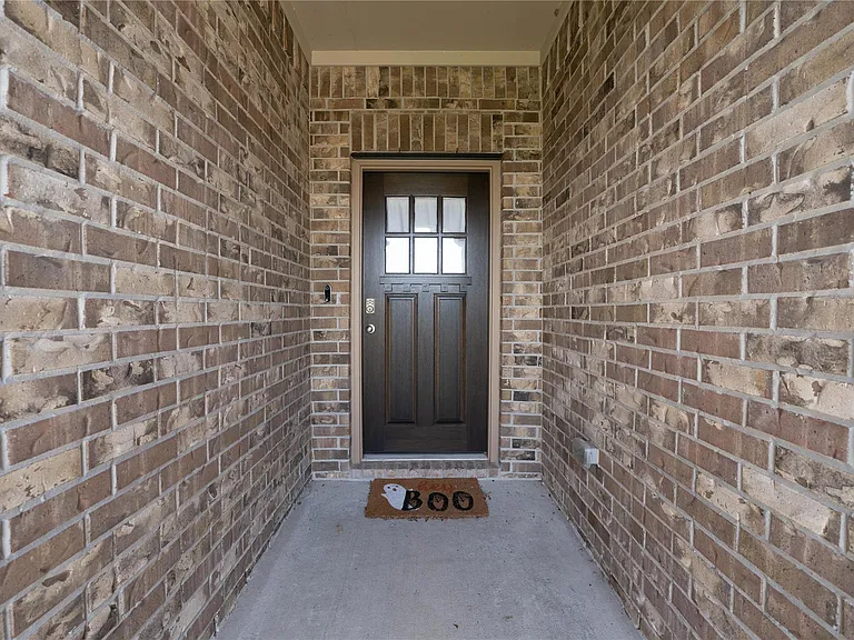 1503 Custer Ridge Ct — Photo 2