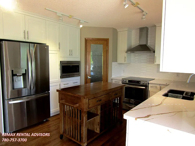 256 Edgebrook Rise NW — Photo 5