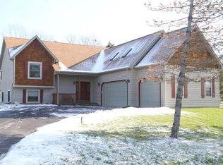 123 Wheatridge Rd, Valparaiso, IN 46385