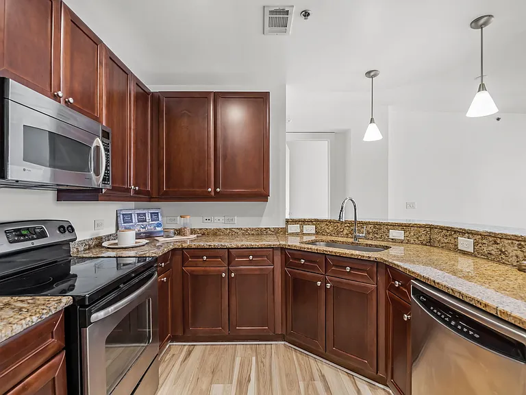 618 N Boylan Ave #702 — Photo 12