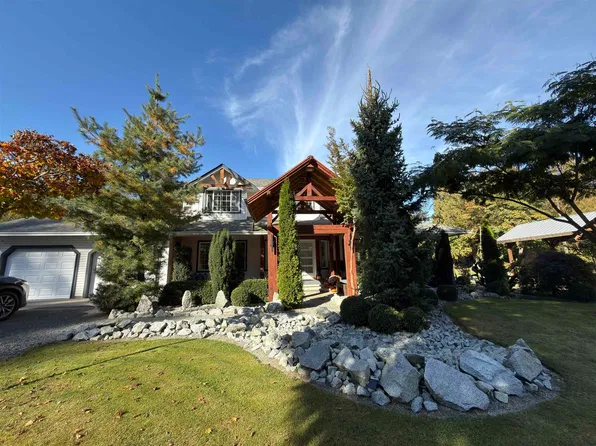 28675 98th Ave, Maple Ridge, BC V2W 1K9