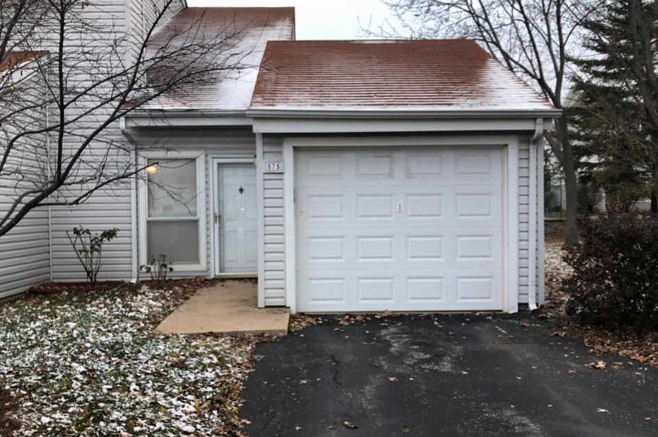 1st image of 575 Greenway Chase Ct