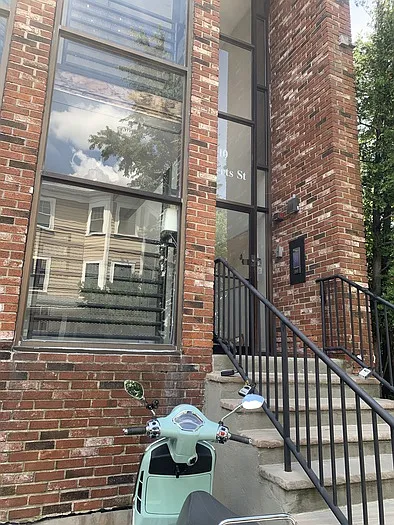10 Roberts St #23 — Photo 1