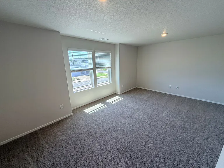 462 Greencrest St NE — Photo 11