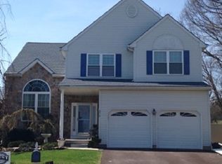 4518 Old Oak Rd, Doylestown, PA 18902