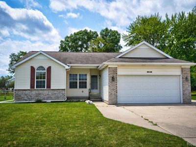 2348 Shadycroft Dr, Burton, MI, 48519