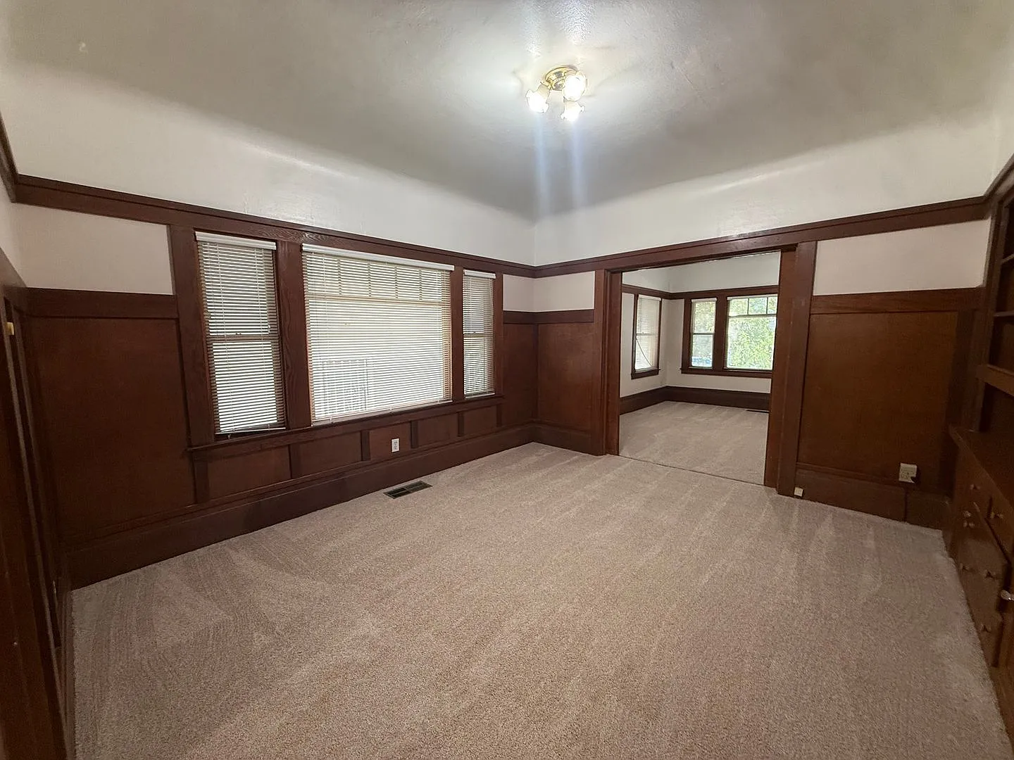 Vintage Charm, Great Location! — Photo 4