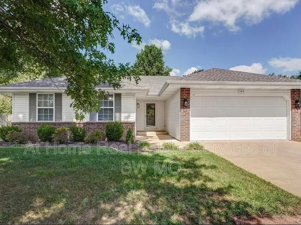 105 E Wilson St, Republic, MO 65738