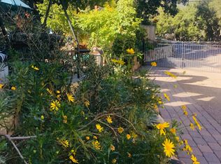 1085 Tunnel Rd, Santa Barbara, CA 93105