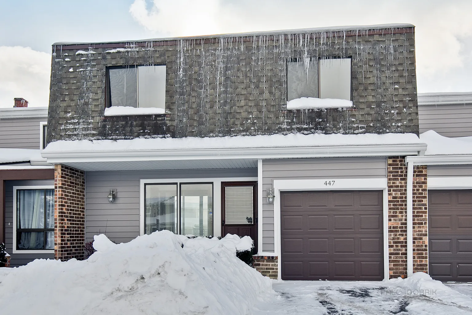 447 Maple Dr photo 1