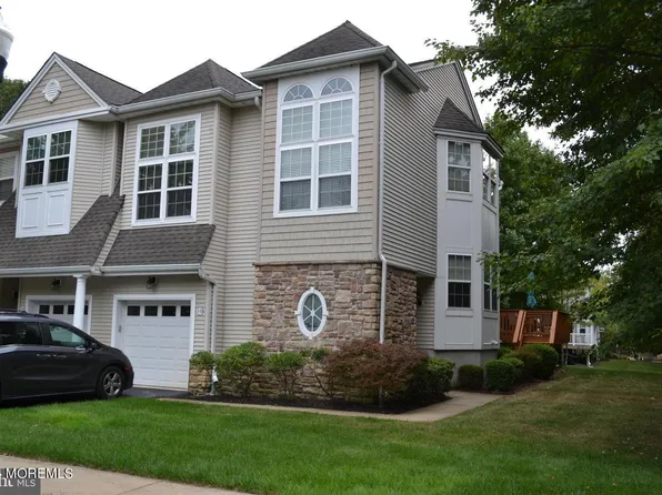 59 Ocean Breeze Court, Manahawkin, NJ 08050