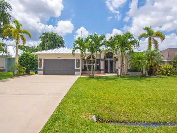 5664 NW Whitecap Road, Port St Lucie, FL 34986