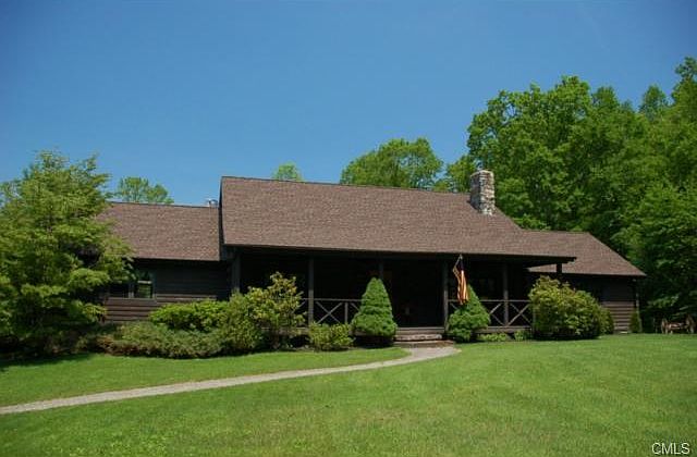 1st image of 3 High Meadow Ln
