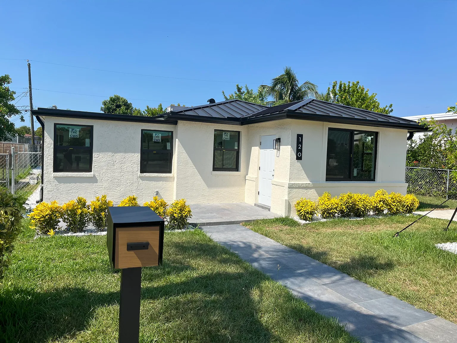 4 bed, 3.0 bath, 1857 sqft, $3,300 — Photo 1