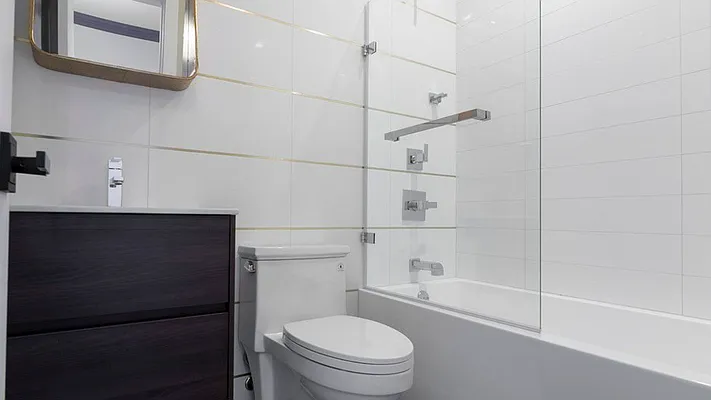 Rented by Nooklyn NYC LLC | media 16