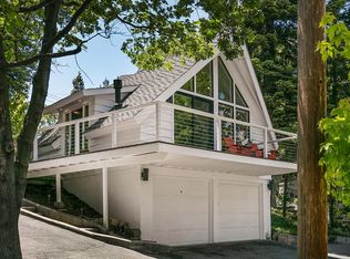 855 Ridge Rd, Lake Arrowhead, CA 92352