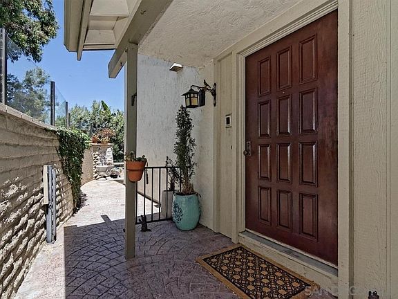 2nd image of 8975 Caminito Verano