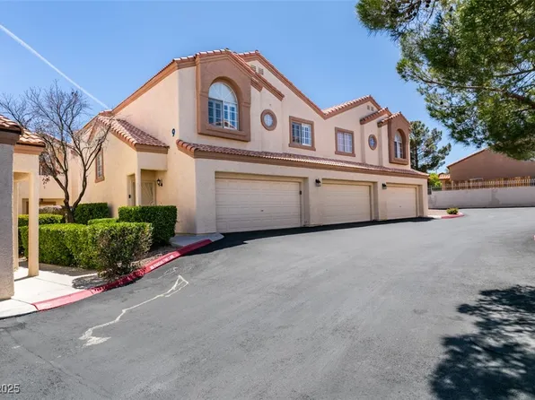 8301 Boseck Dr Unit 215, Las Vegas, NV 89145