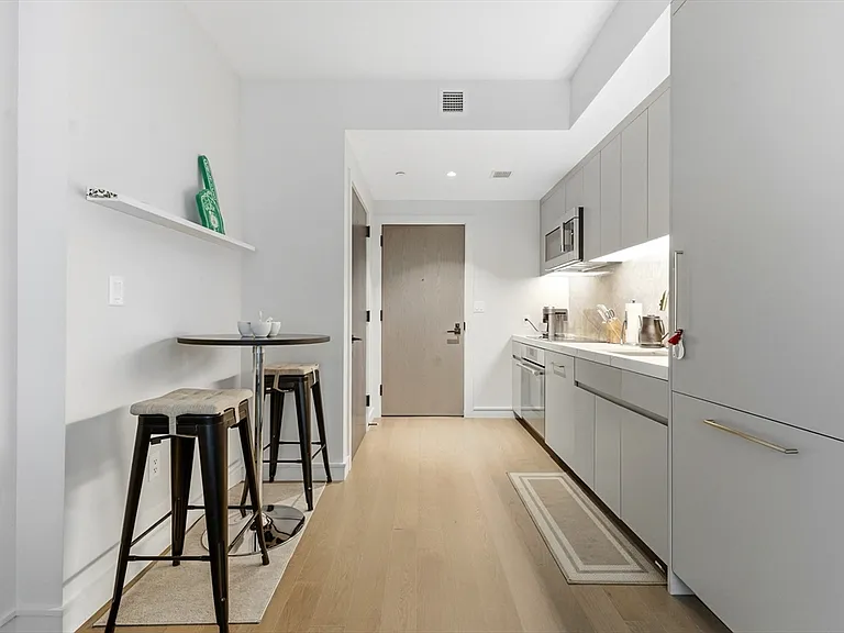 55 Lagrange St #403 — Photo 8