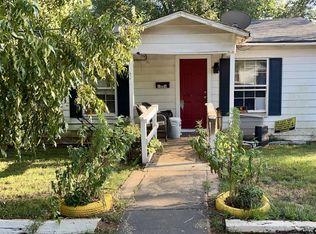 1005 Border St, Jacksonville, TX 75766