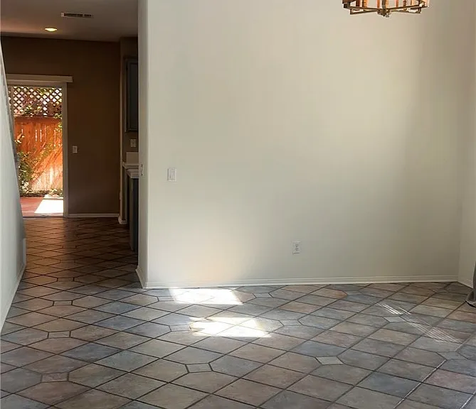 28252 Cedar Ln — Photo 15