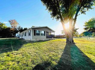 489 S 5th St, Orleans, IN 47452