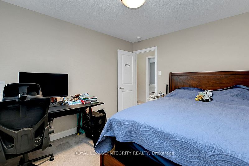 Ottawa House for rent - 4 Bedrooms — photo 22