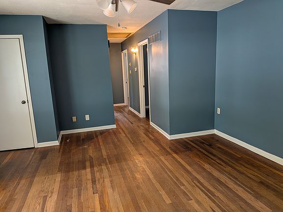 5th image of 509 NW Carroll Dr
